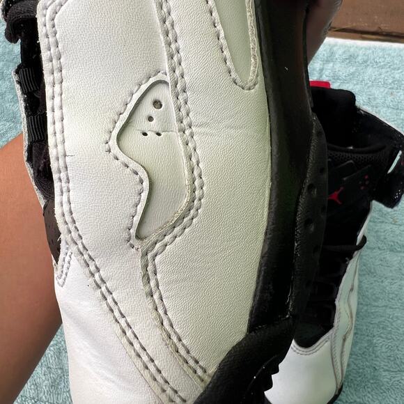 Air Jordan True Flight 343795-100 Black White Red Size 5Y (W 6.5 / M 5) - Picture 11 of 11